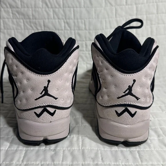 Nike Air Jordan OG "Barely Rose" sneakers - Picture 4 of 8